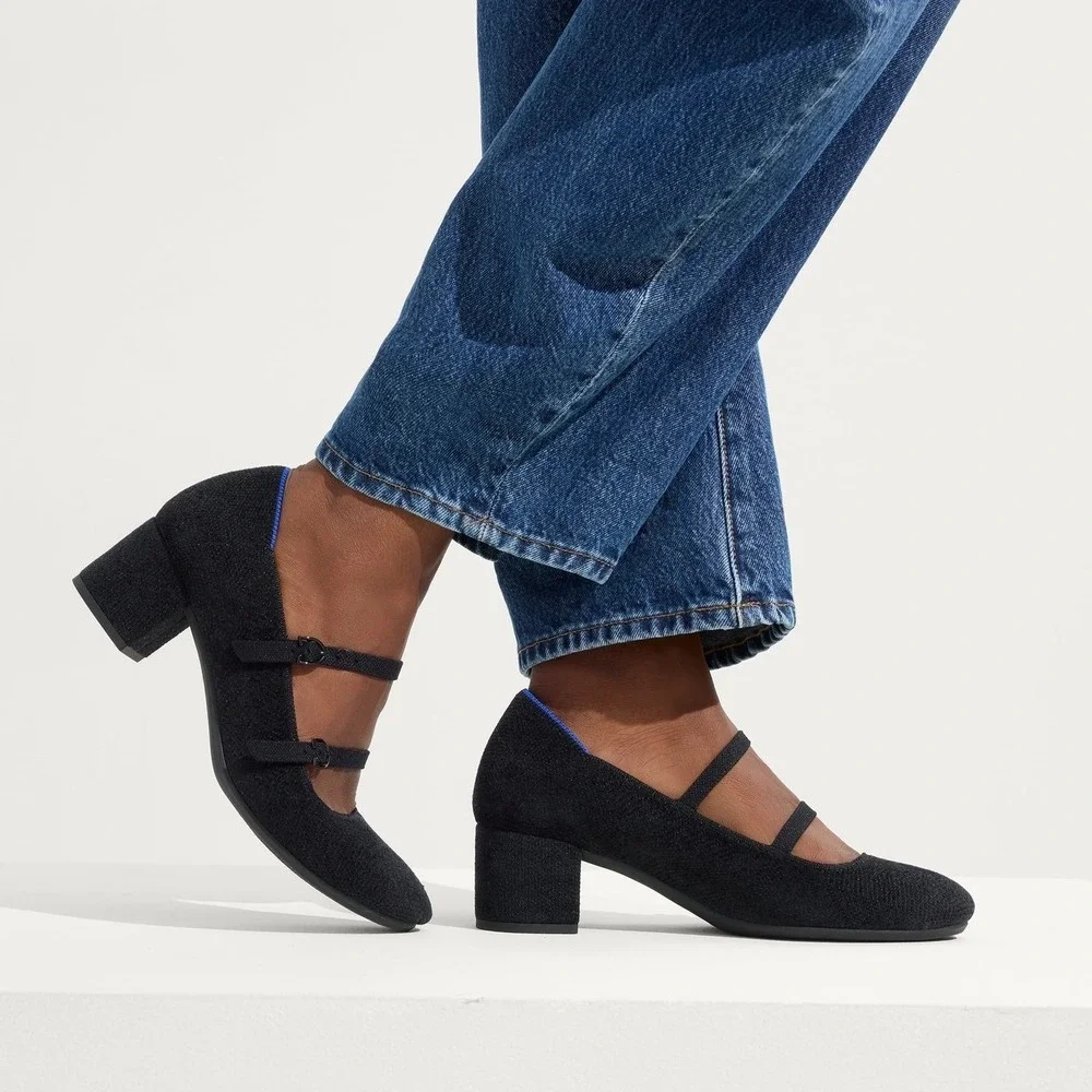 Rothys The ReVelvet Double Buckle Mary Jane Heel Black 416-001 Women's 9.5 NEW - Picture 2 of 7